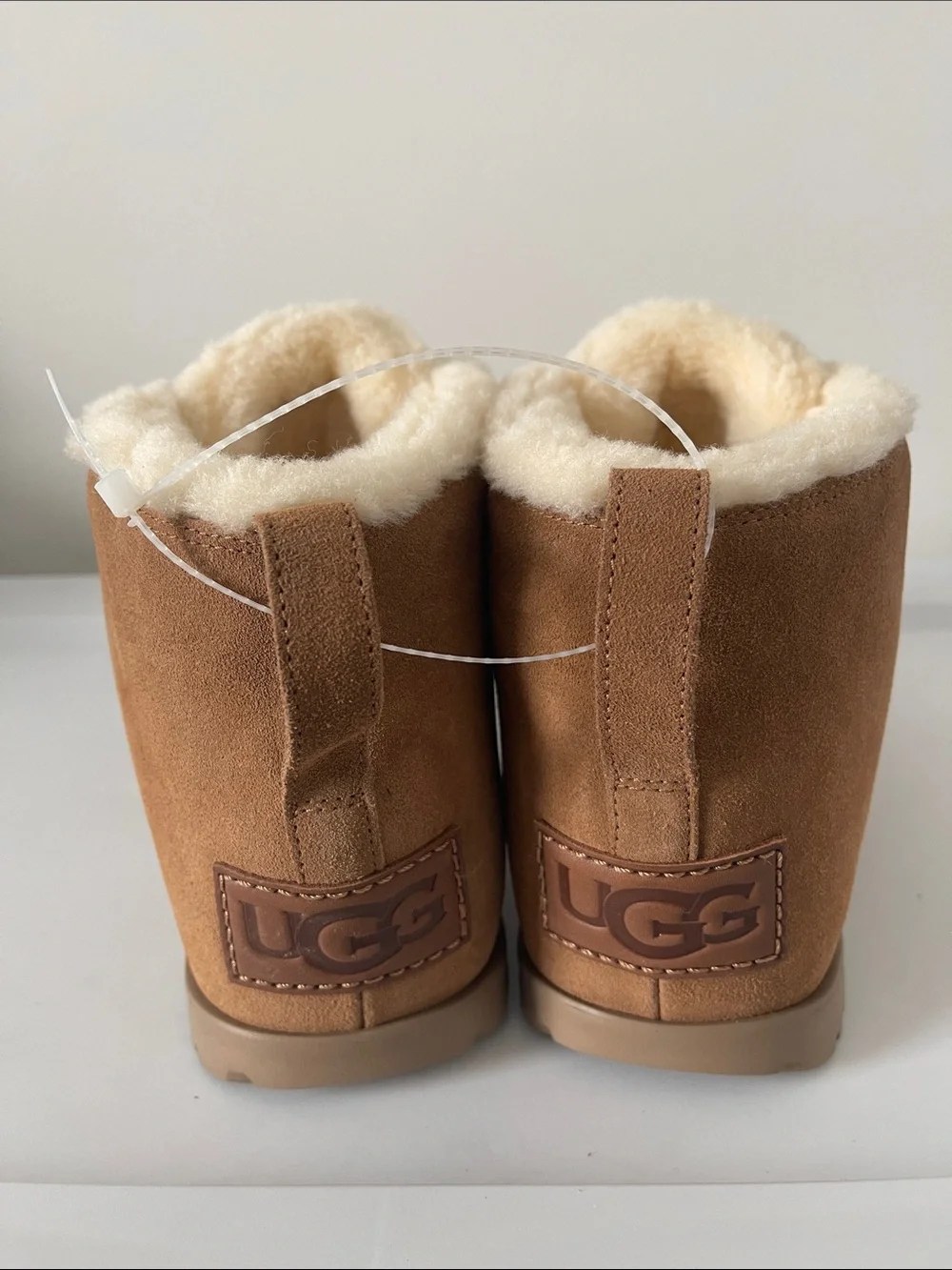 UGG warm chestnut